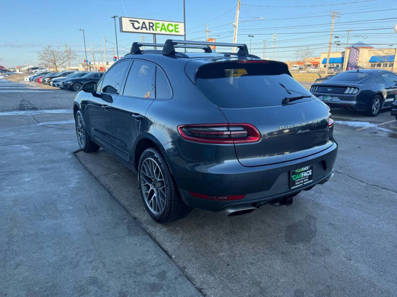 2018 Porsche Macan