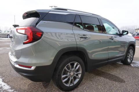 2024 GMC Terrain SLT