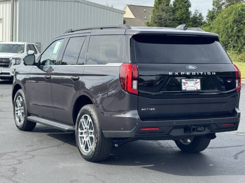 2025 Ford Expedition Active