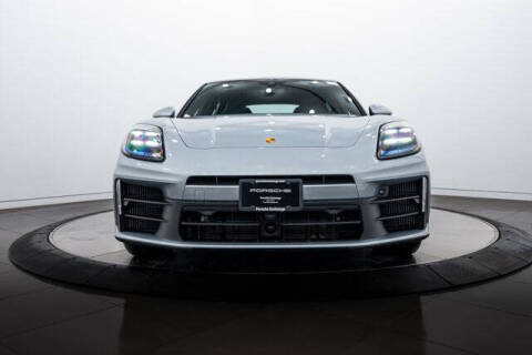 2025 Porsche Panamera 4