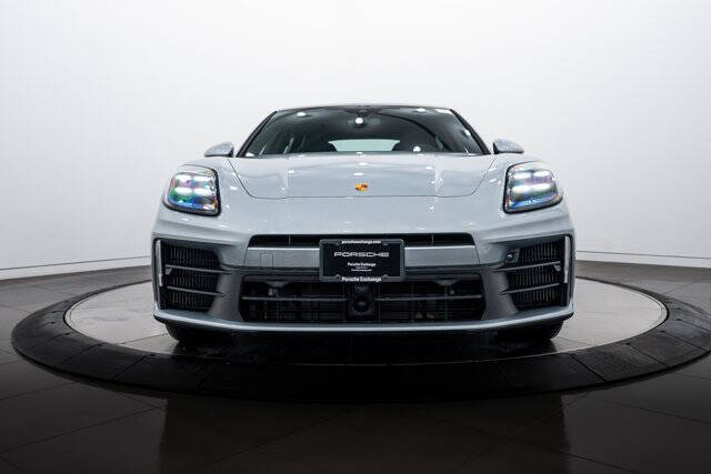 2025 Porsche Panamera 4