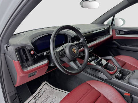 2024 Porsche Cayenne