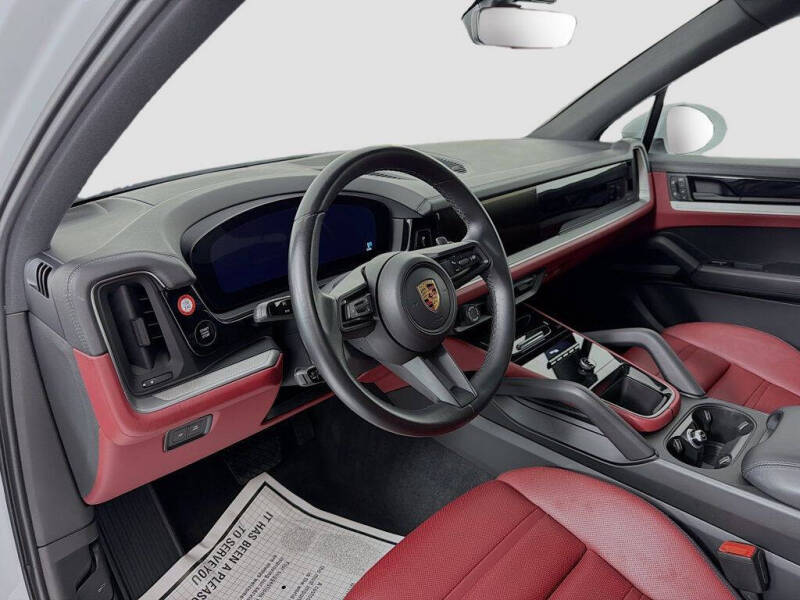 2024 Porsche Cayenne