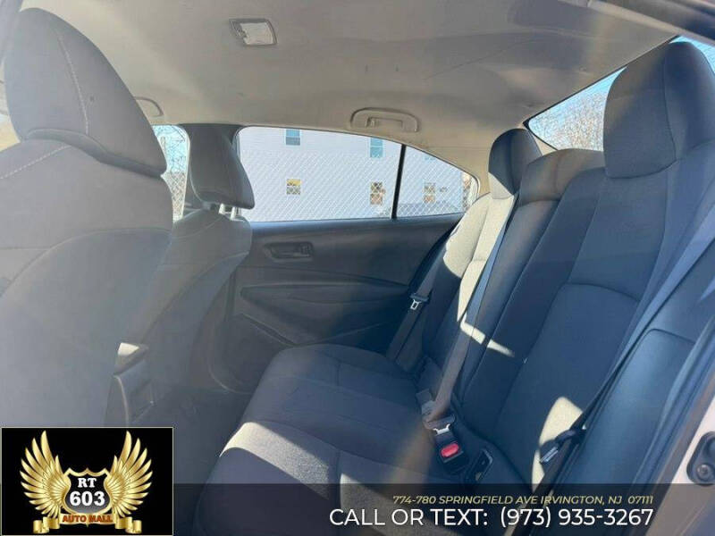 2022 Toyota Corolla LE