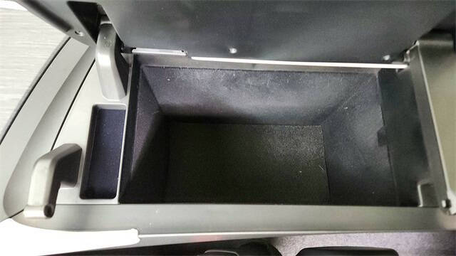 2023 Lexus RZ 450e Luxury