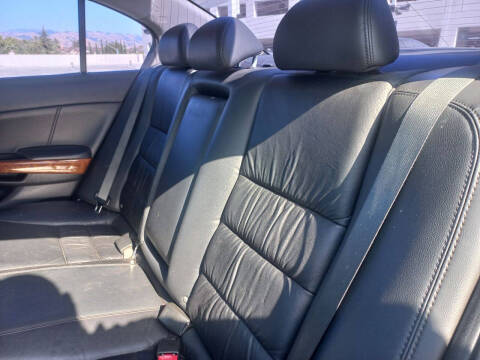 2012 Honda Accord EX-L V6 w/Navi