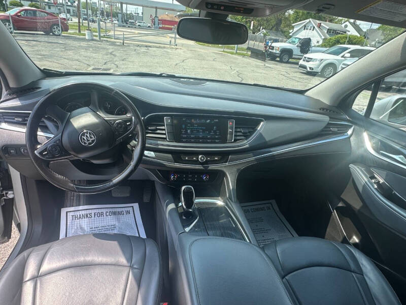 2018 Buick Enclave Essence