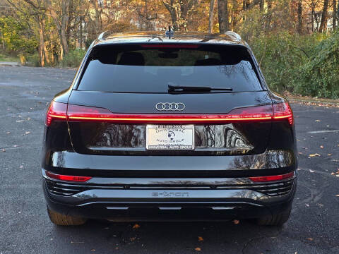 2024 Audi Q8 e-tron quattro Premium Plus