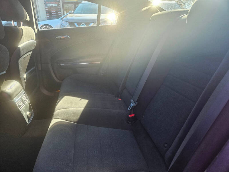 2014 Dodge Charger SXT Plus