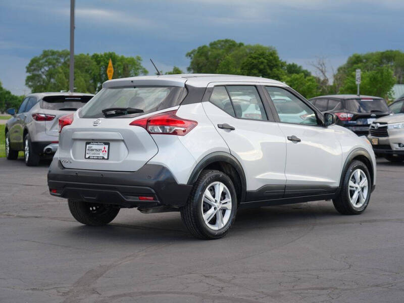 2020 Nissan Kicks S