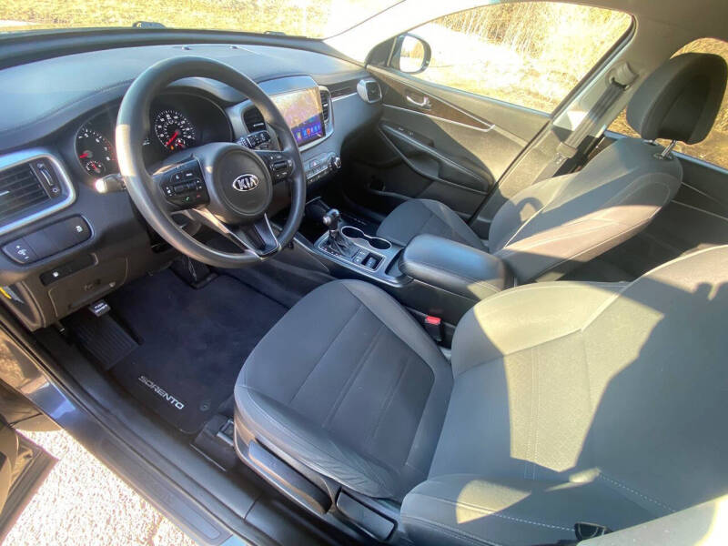 2016 Kia Sorento LX