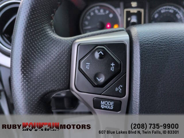 2017 Toyota Tacoma SR