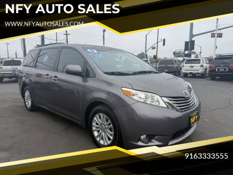 2015 Toyota Sienna XLE Premium 8-Passenger