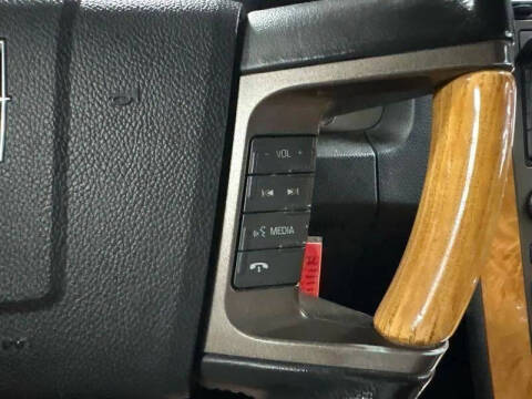 2011 Lincoln Navigator L