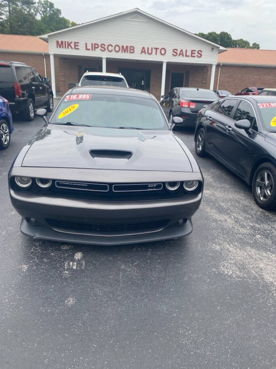 Gray 2019 Dodge Challenger GT GT 2dr Coupe 2