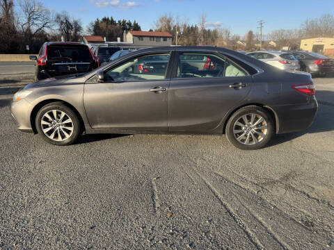 2016 Toyota Camry XLE