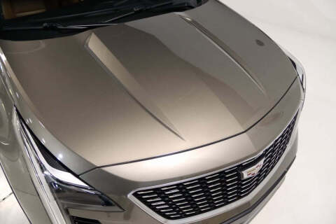 2020 Cadillac XT4 Premium Luxury