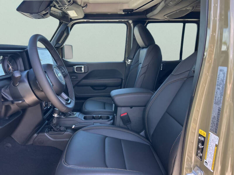 2026 Jeep Gladiator Sahara