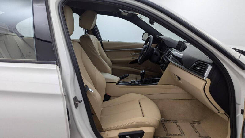 2016 BMW 3 Series 328i