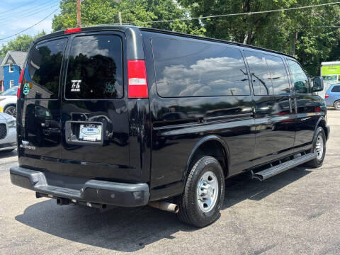 2017 Chevrolet Express LS 3500