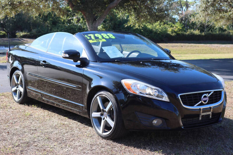2011 Volvo C70 T5's photo