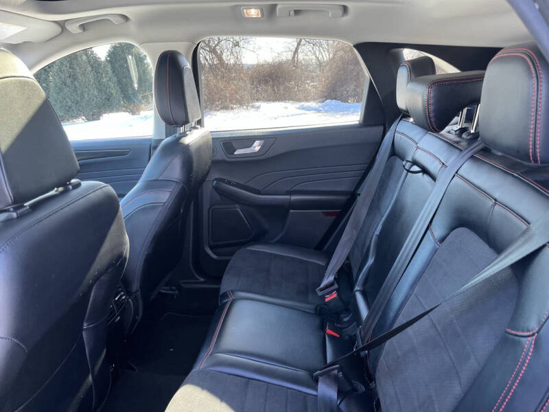 2022 Ford Escape SEL