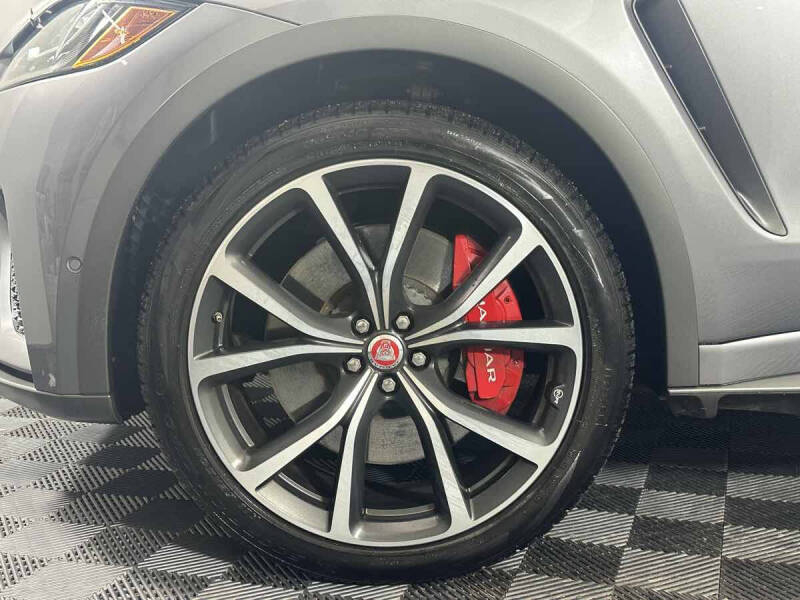 2020 Jaguar F-PACE SVR