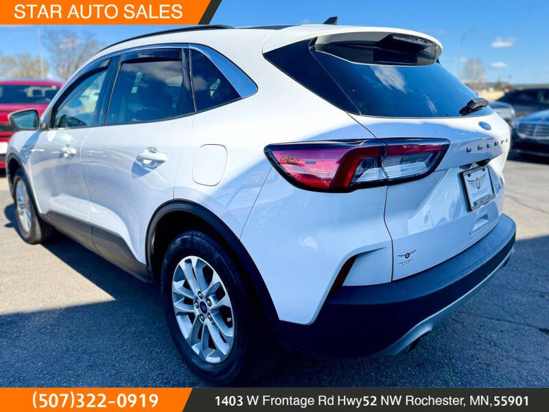 2020 Ford Escape SE