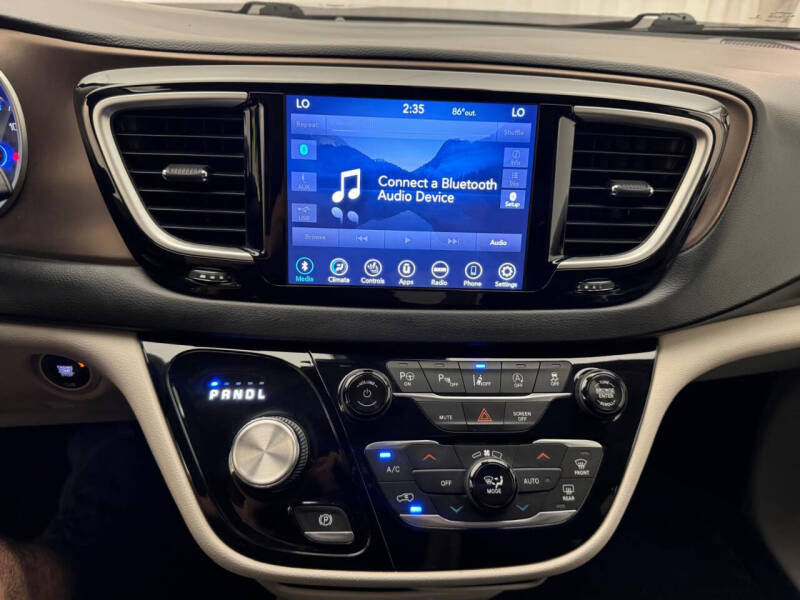 2018 Chrysler Pacifica Touring L