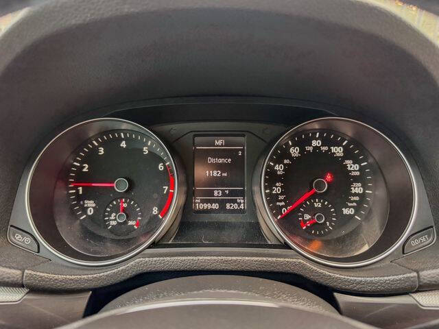 2017 Volkswagen Passat 1.8T R-Line