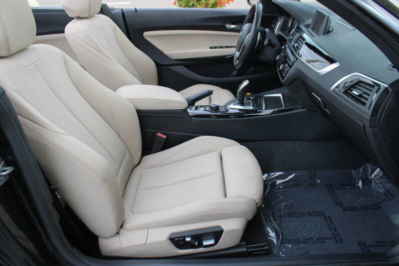 2020 BMW 2 Series 230i xDrive