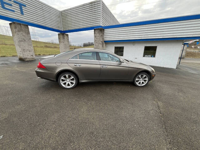 2006 Mercedes-Benz CLS-Class CLS500 photo 3