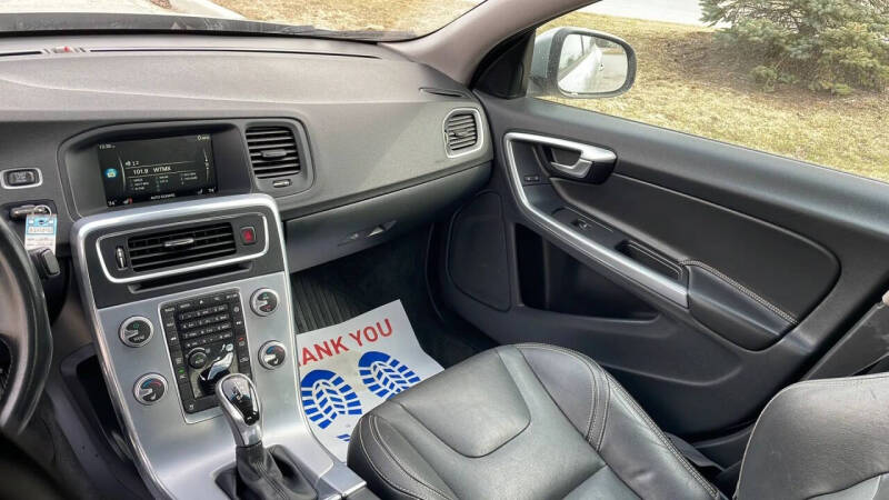2017 Volvo S60 T5 Dynamic