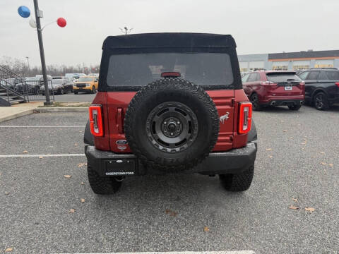 2024 Ford Bronco Outer Banks