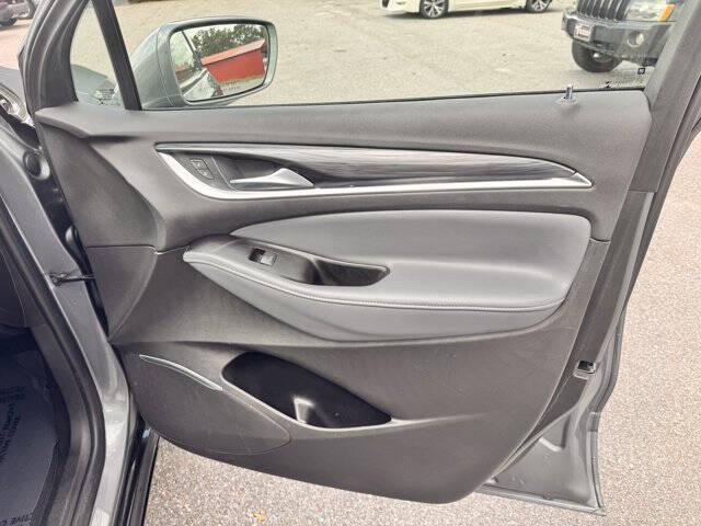 2018 Buick Enclave Essence