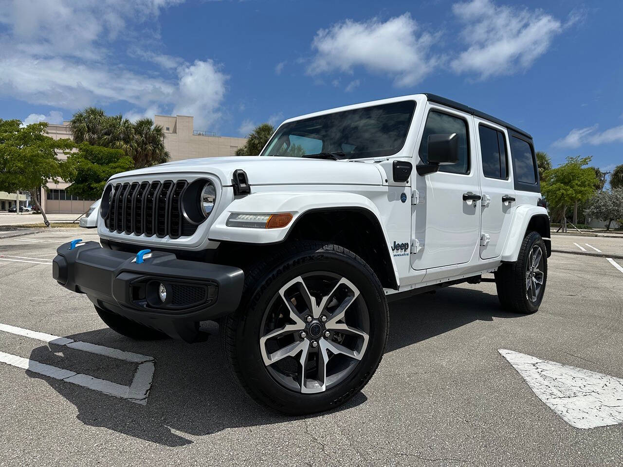 2024 Jeep Wrangler 14