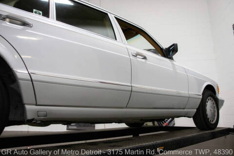 1991 Mercedes-Benz 560-Class 560 SEL