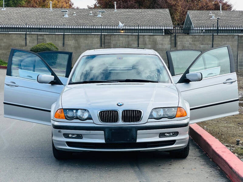 2000 BMW 3 Series 328i