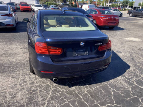 2015 BMW 3 Series 320i