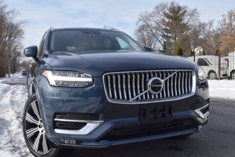 2022 Volvo XC90 T6 Inscription 6-Passenger