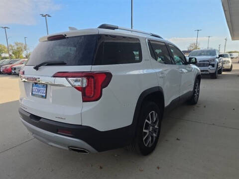 2023 GMC Acadia SLT