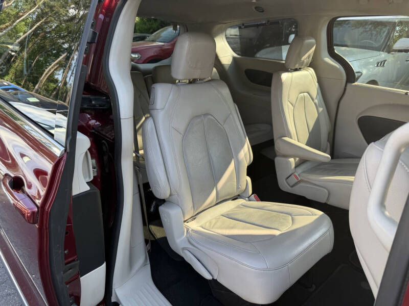 2018 Chrysler Pacifica Touring L