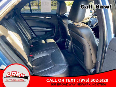 2011 Chrysler 300 Limited