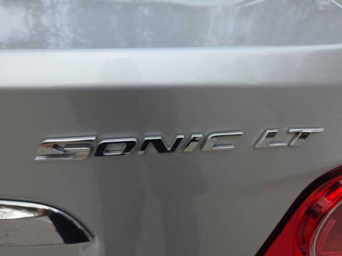 2016 Chevrolet Sonic LT Auto