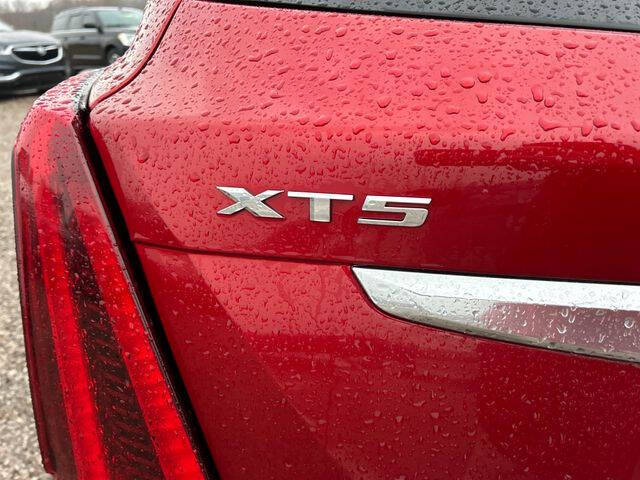 2023 Cadillac XT5 Premium Luxury