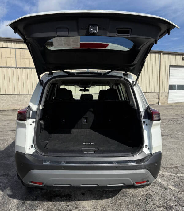 2021 Nissan Rogue SV