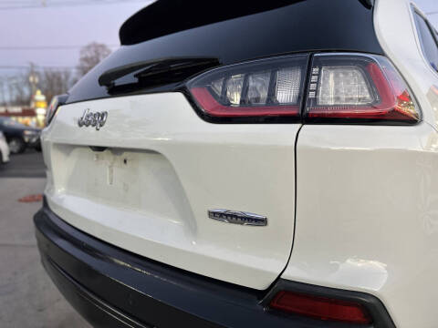 2019 Jeep Cherokee Latitude Plus