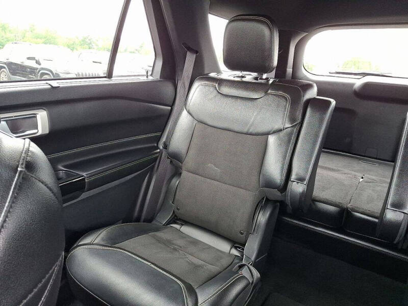 2021 Ford Explorer ST