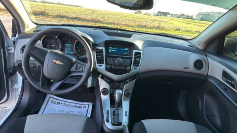 2014 Chevrolet Cruze LS Auto