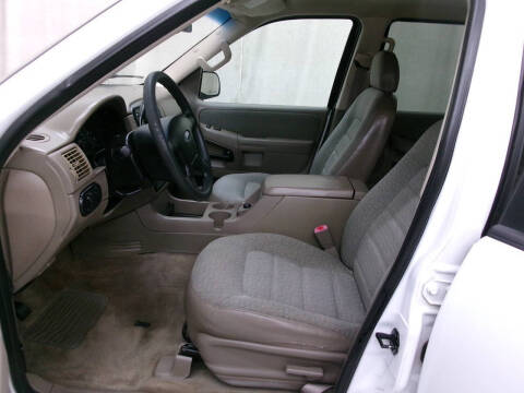 2003 Ford Explorer XLS